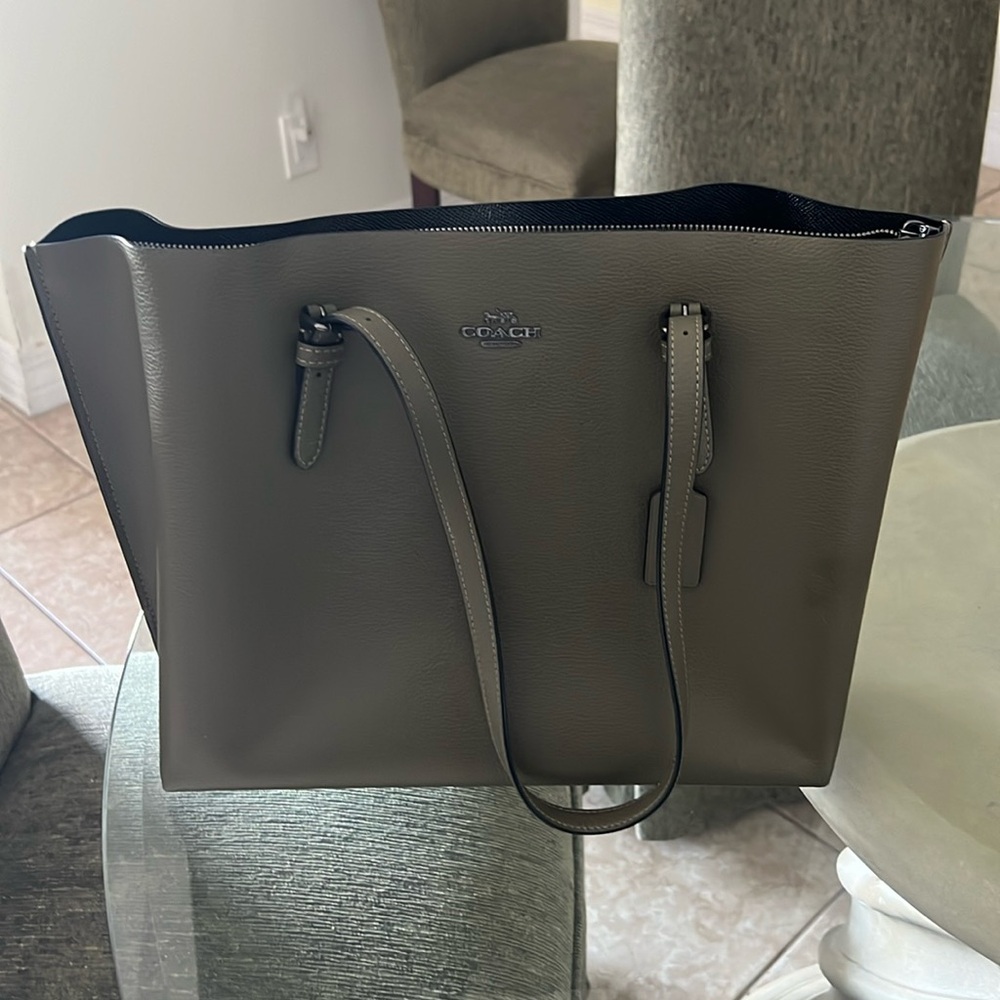 Like new coach bag